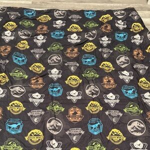 Jurassic World Logo Print Black Multi Bedding/Throw
